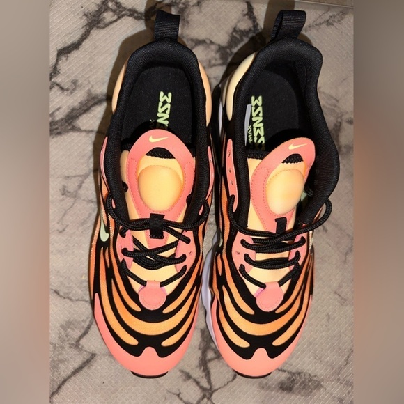 Nike Air Max Exosense atomic pink neon running shoes sneakers M 9 W 10.5 - Picture 2 of 11